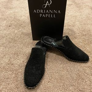 BNIB Adrianna Papell Mona Black Roselle Leather Mules 6.5